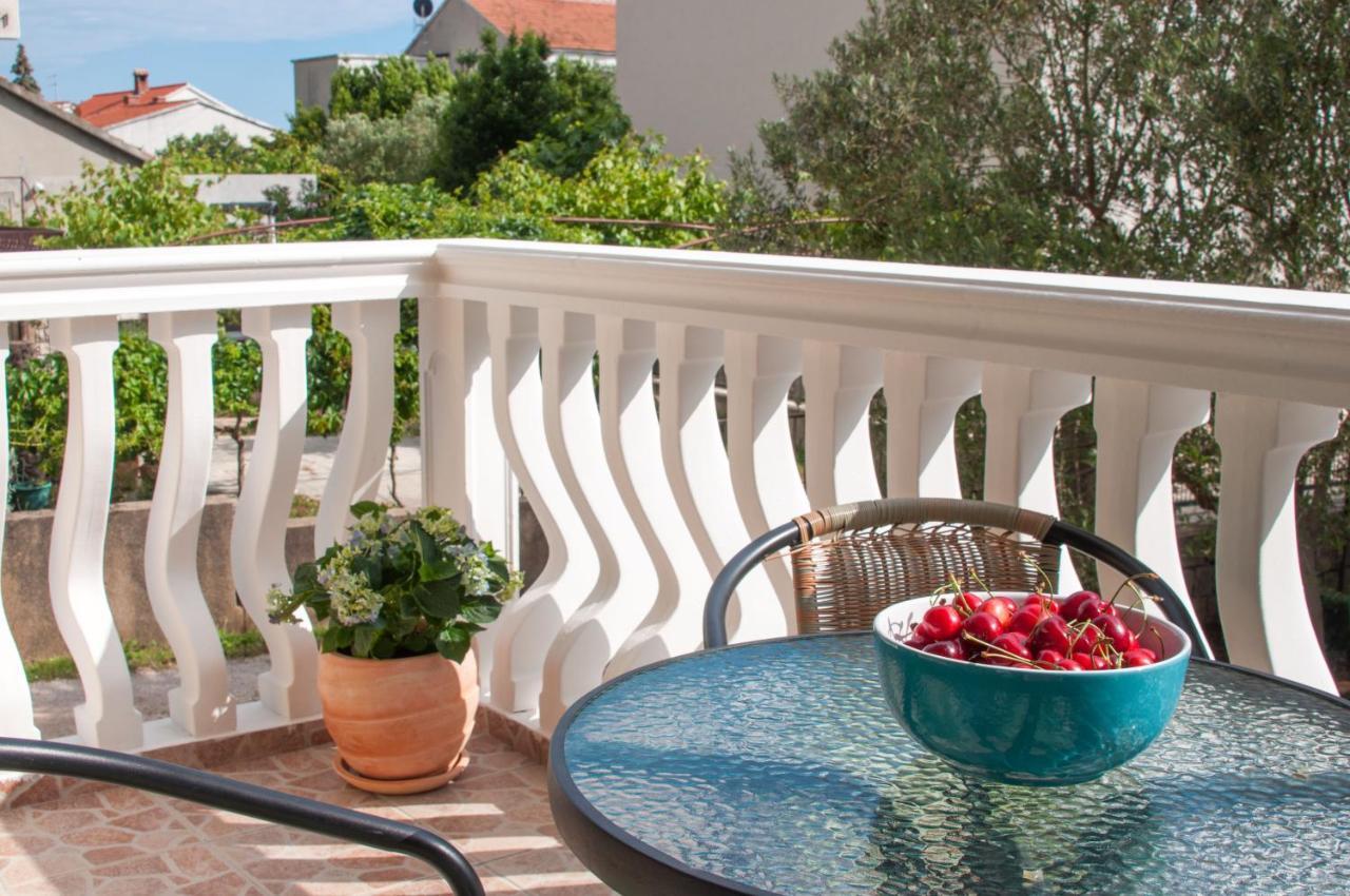Apartments Martina Vodice Exterior foto